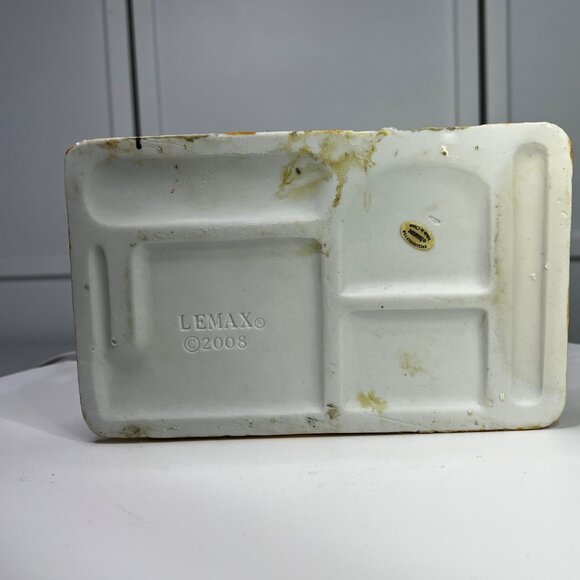 Lemax Village Livery Lighted Christmas Village Building (Damaged - Heavy Wear) - Picture 15 of 15